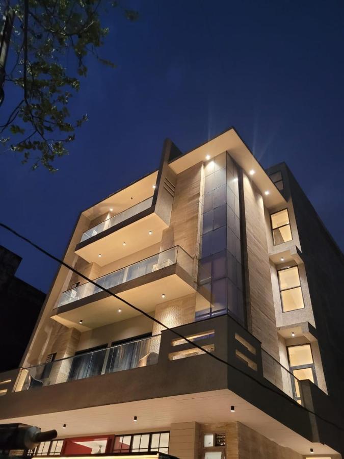Hotel Global Corporate Noida Exterior photo